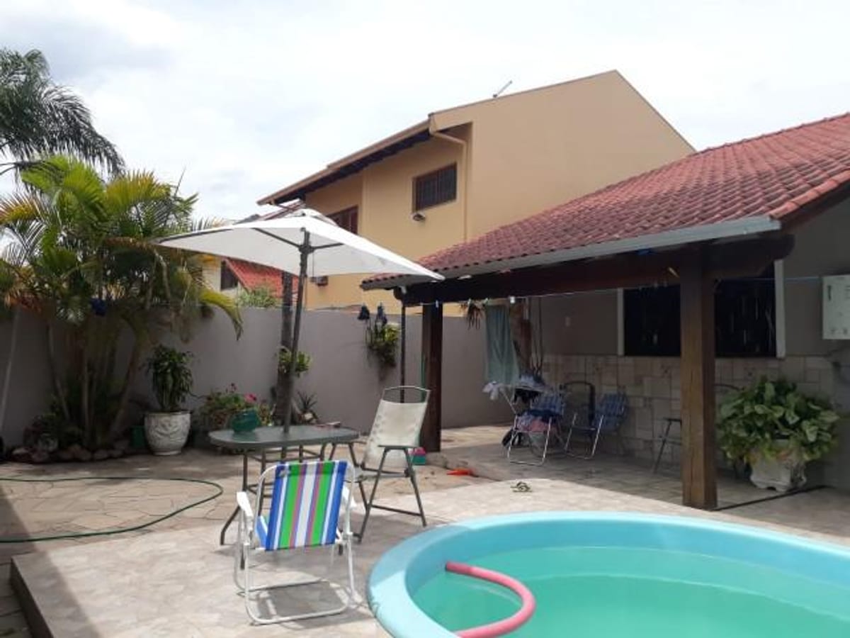 Casa térrea com piscina no bela vista